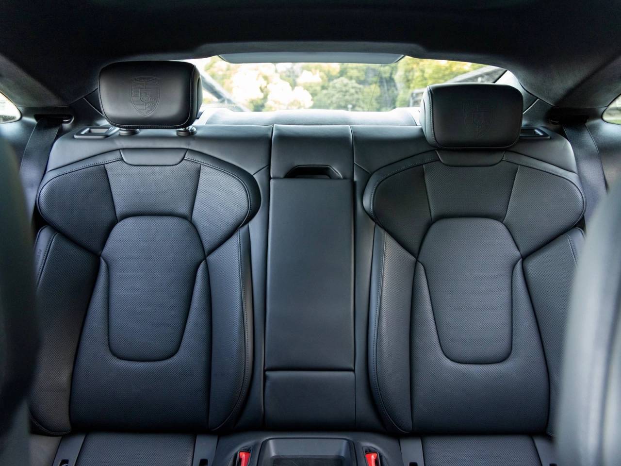 2024 Porsche Taycan Taycan GTS (MY24)