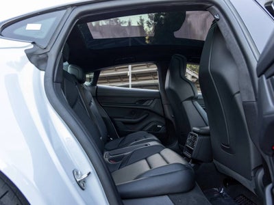 2024 Porsche Taycan Taycan GTS (MY24)