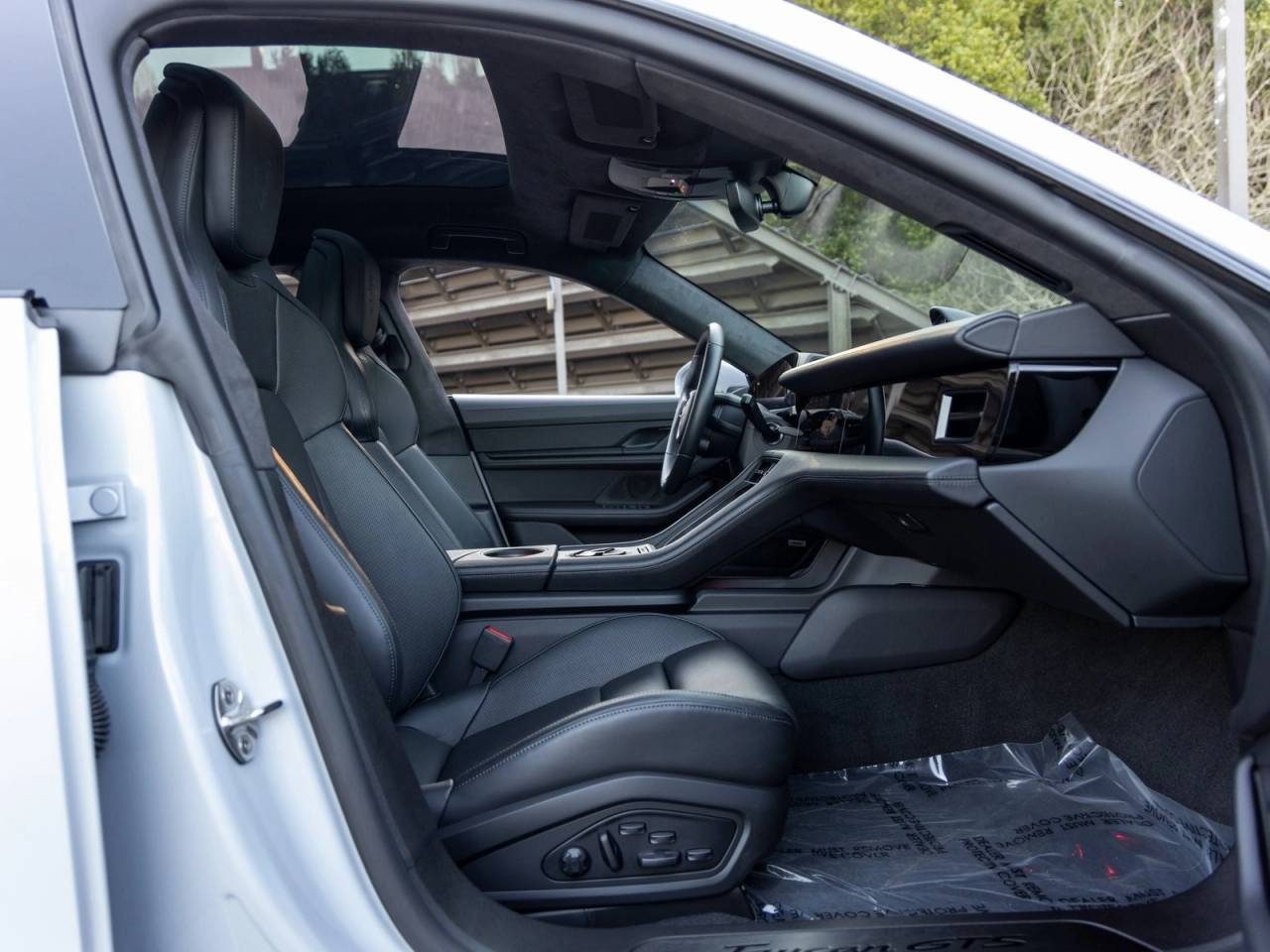 2024 Porsche Taycan Taycan GTS (MY24)