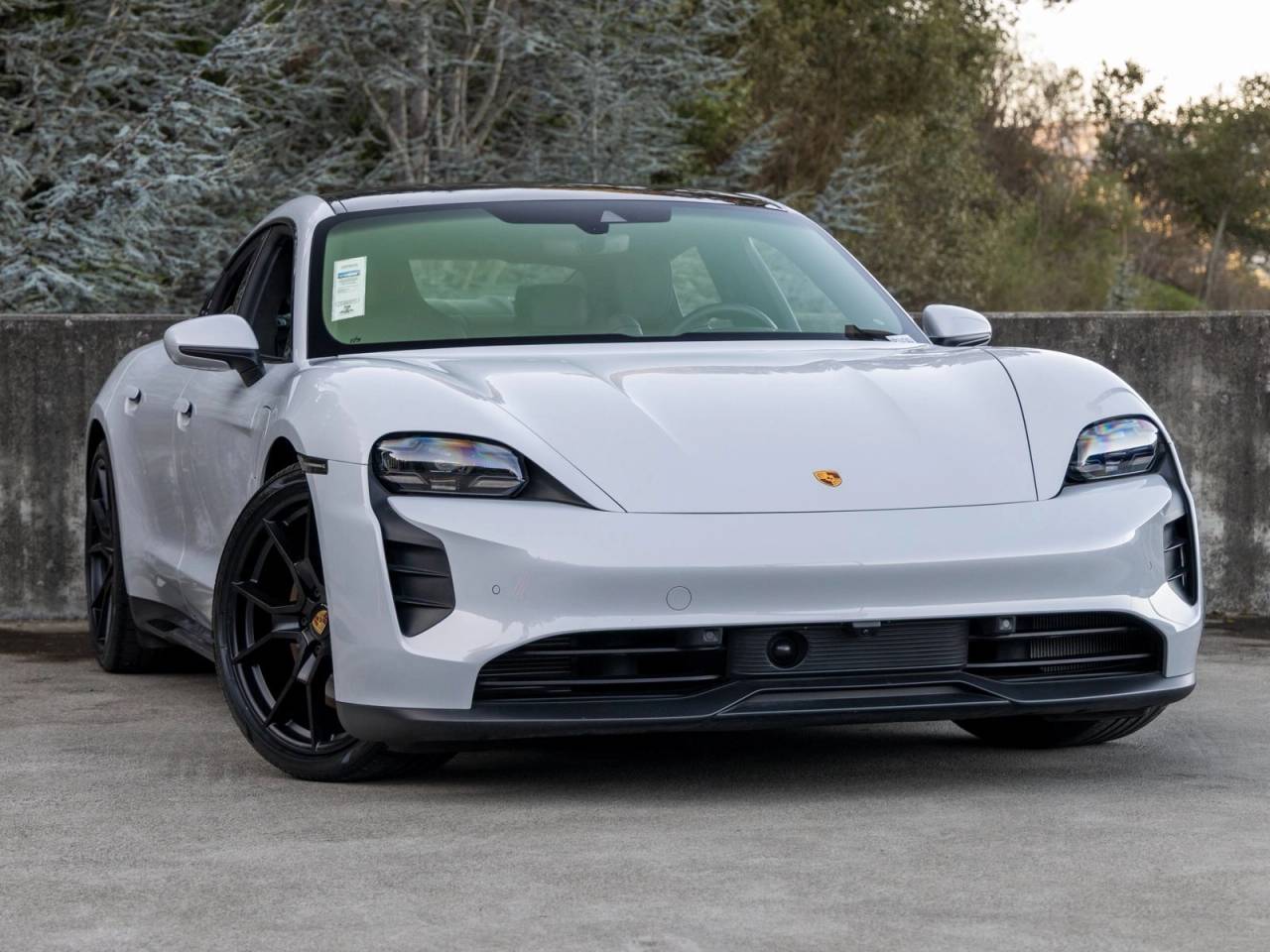 2024 Porsche Taycan Taycan GTS (MY24)