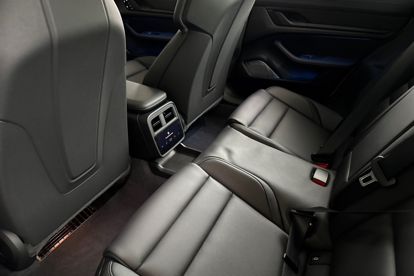 2025 Porsche Taycan GTS