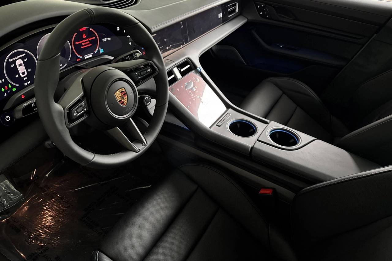 2025 Porsche Taycan Taycan GTS