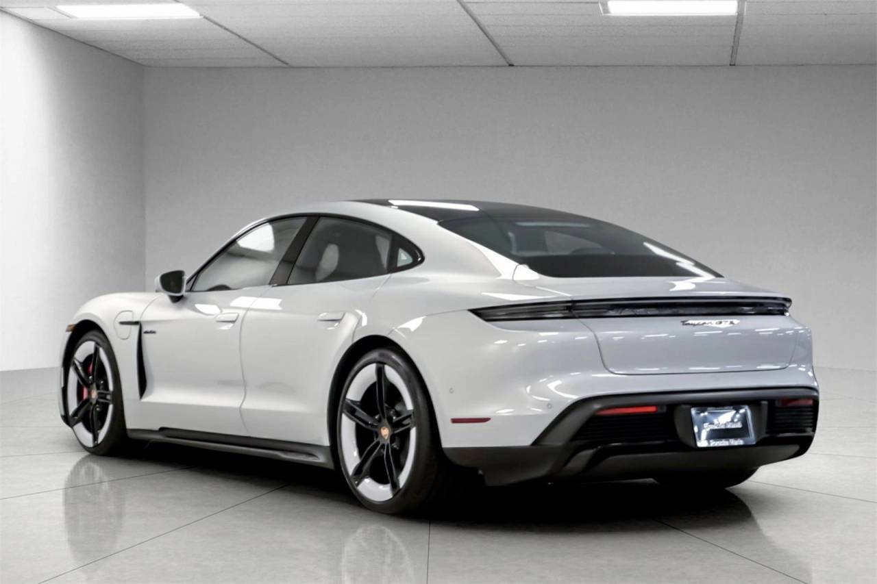 2025 Porsche Taycan Taycan GTS