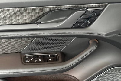 2025 Porsche Taycan Taycan GTS