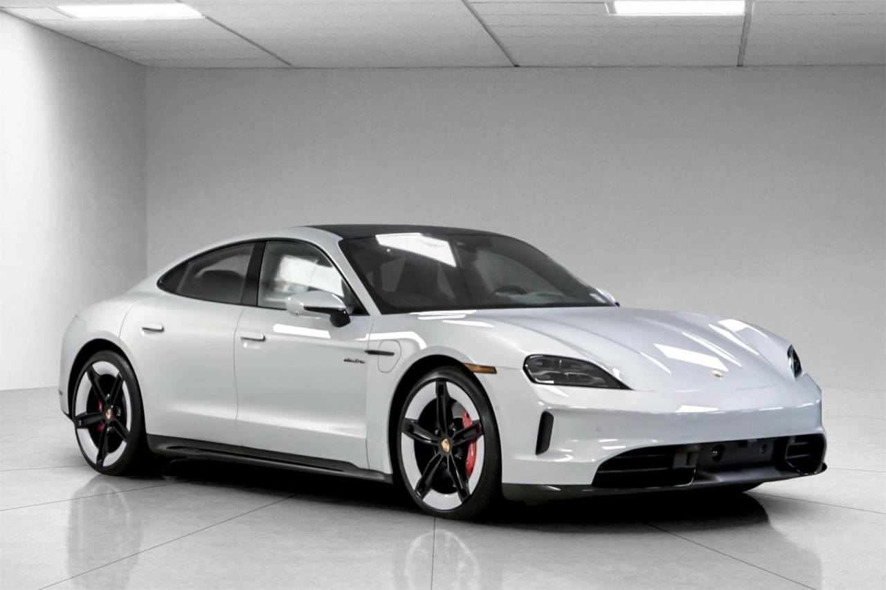 2025 Porsche Taycan Taycan GTS