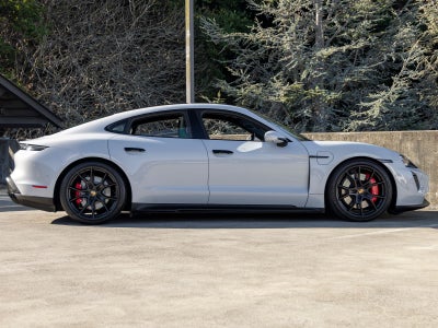 2023 Porsche Taycan Taycan GTS