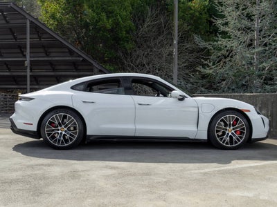 2024 Porsche Taycan Taycan GTS