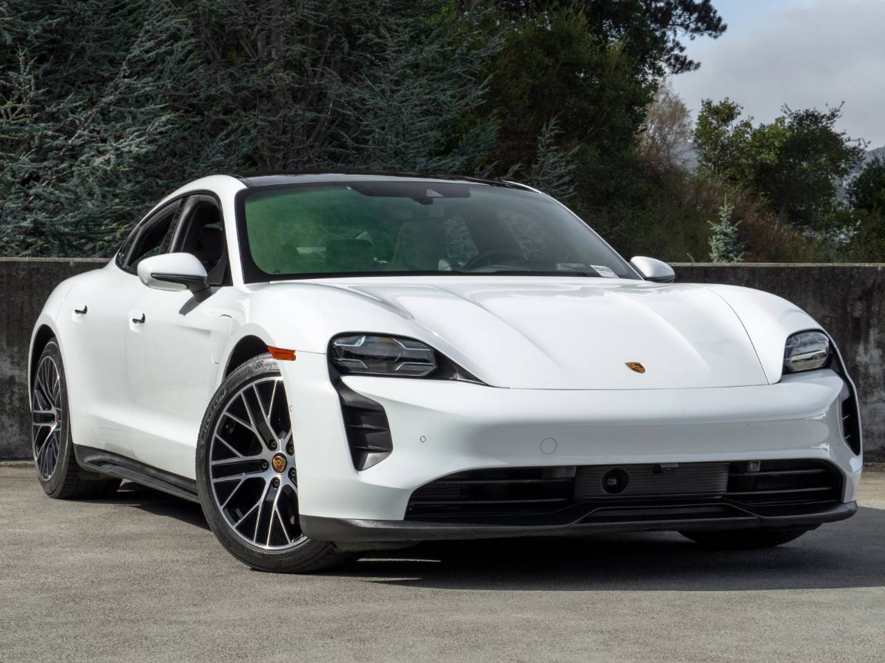2024 Porsche Taycan Taycan GTS