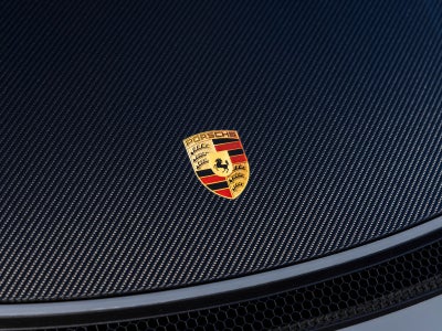 2025 Porsche 718 Cayman GT4 RS