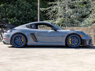 2025 Porsche 718 Cayman GT4 RS