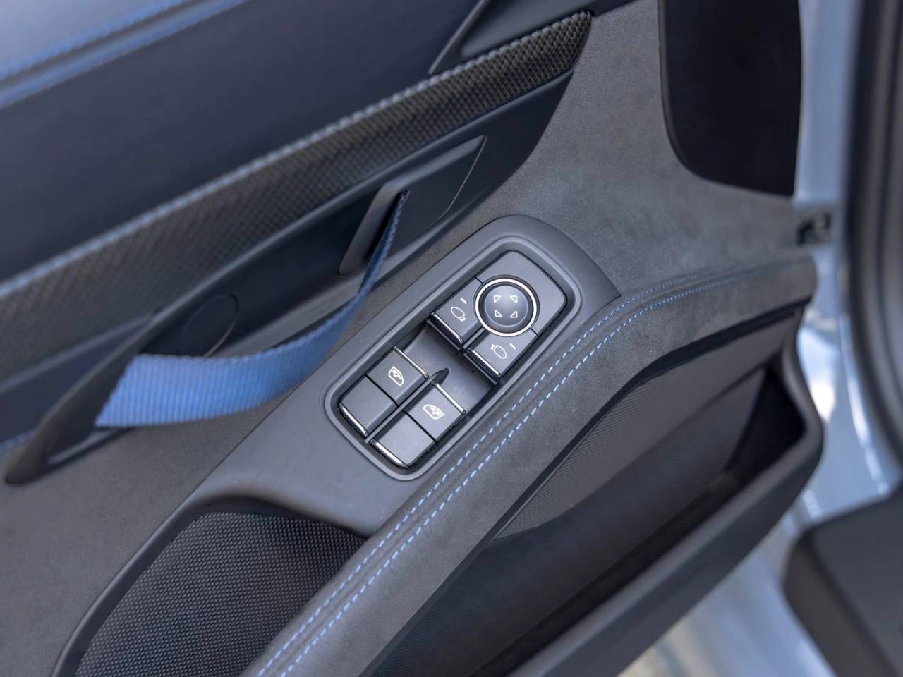2025 Porsche 718 Cayman GT4 RS
