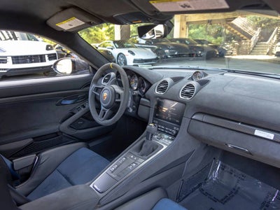 2025 Porsche 718 Cayman GT4 RS