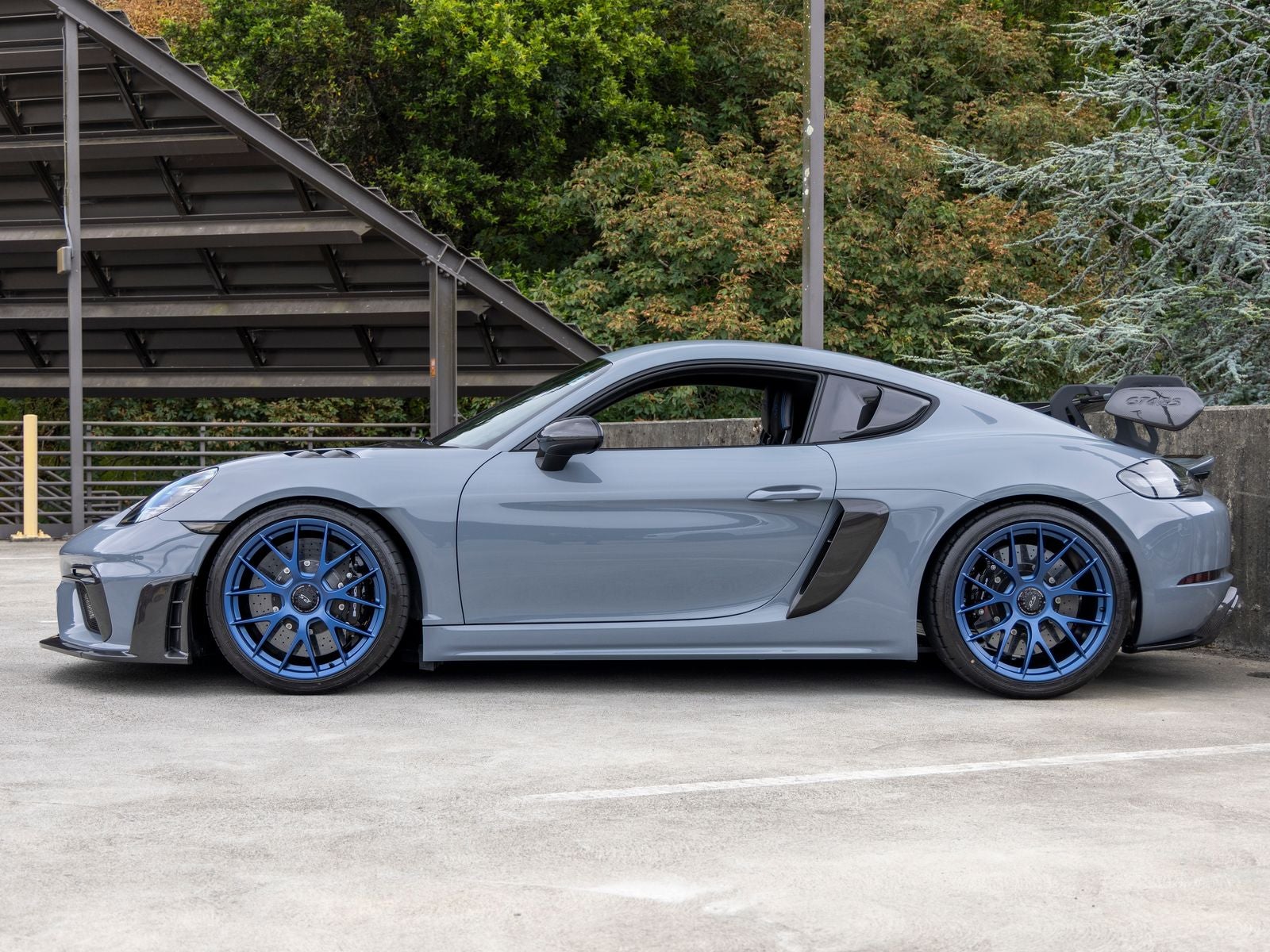 2025 Porsche 718 Cayman GT4 RS