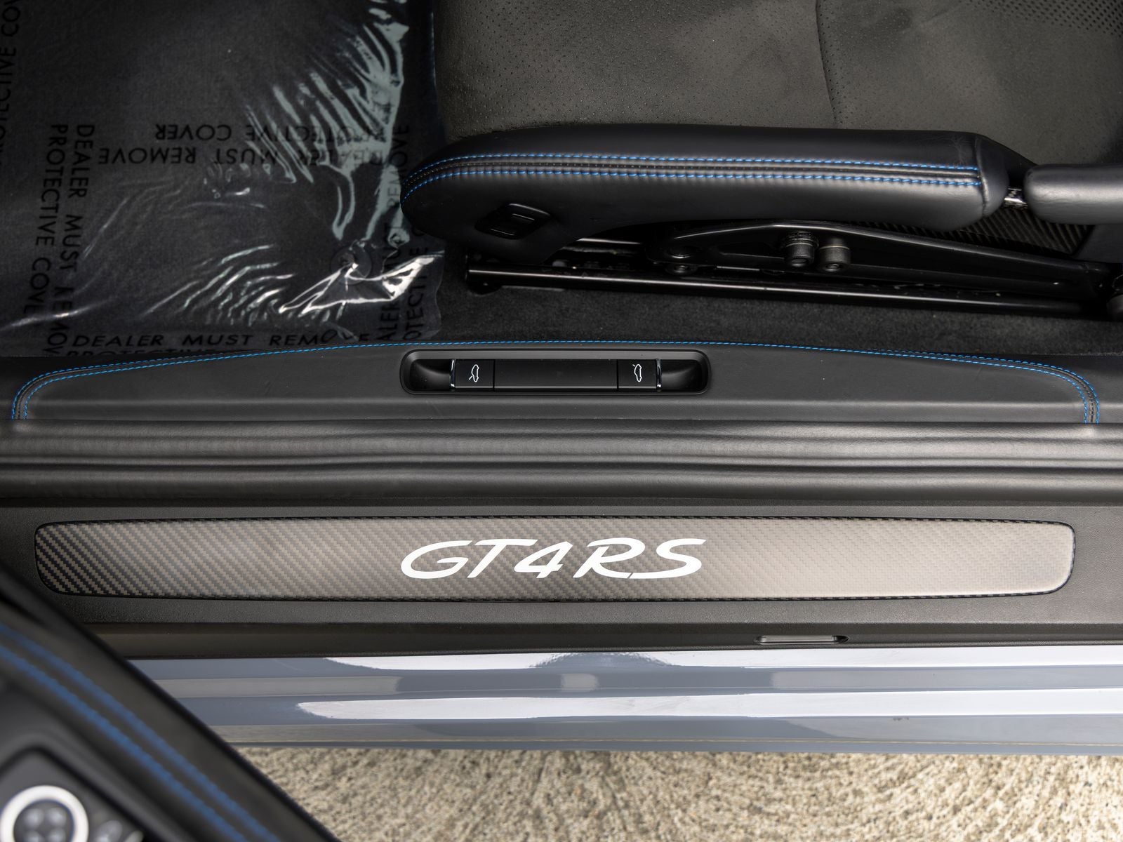 2025 Porsche 718 Cayman GT4 RS
