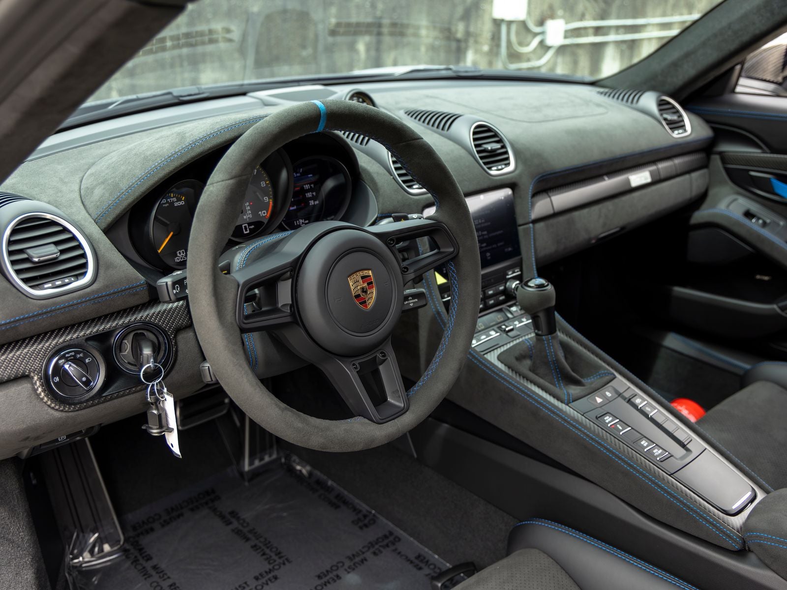 2025 Porsche 718 Cayman GT4 RS