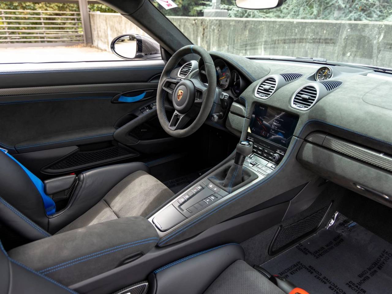 2025 Porsche 718 Cayman GT4 RS