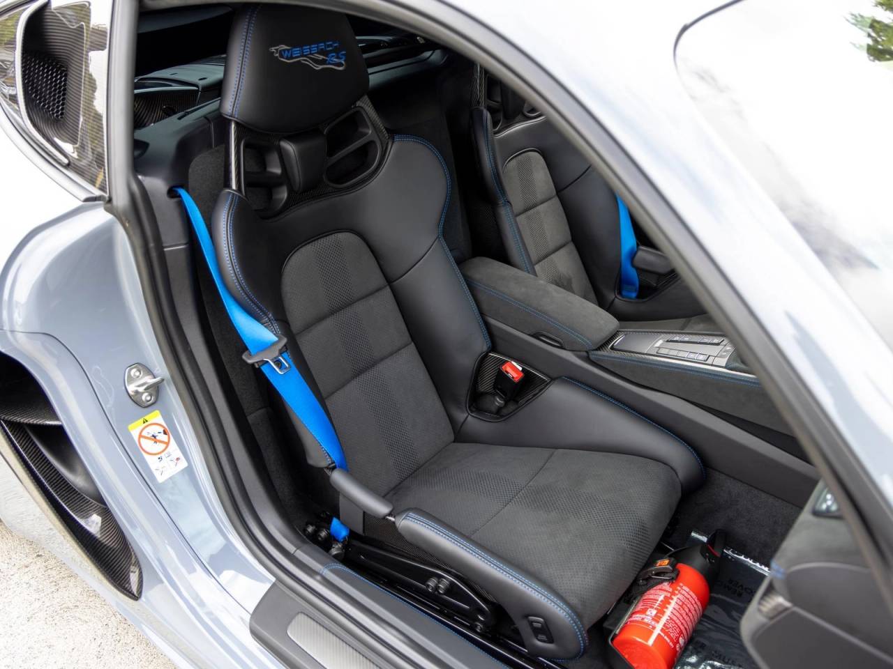 2025 Porsche 718 Cayman GT4 RS