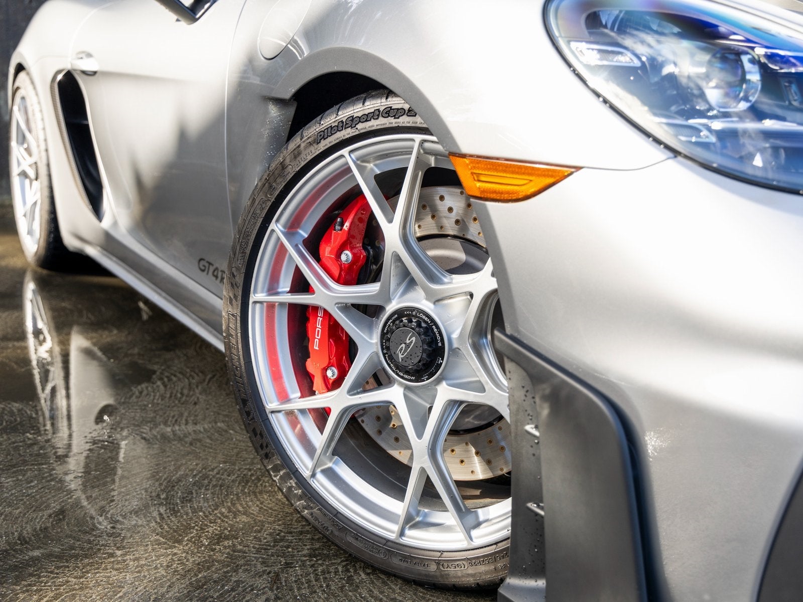 2025 Porsche 718 718 Cayman GT4 RS