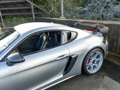 2025 Porsche 718 718 Cayman GT4 RS