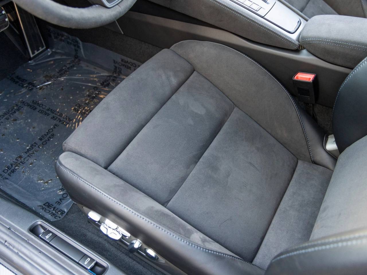 2025 Porsche 718 718 Cayman GT4 RS