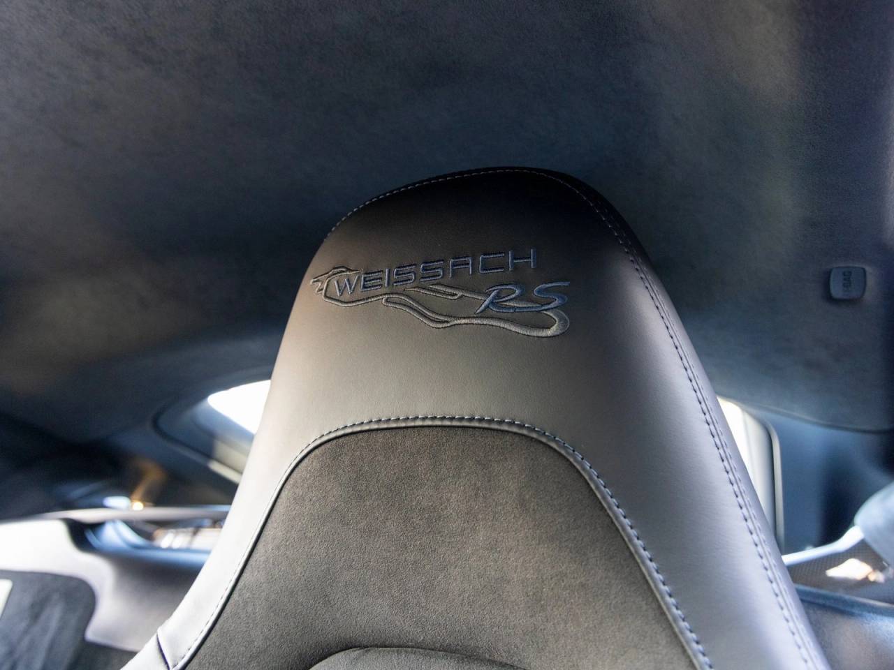 2025 Porsche 718 718 Cayman GT4 RS