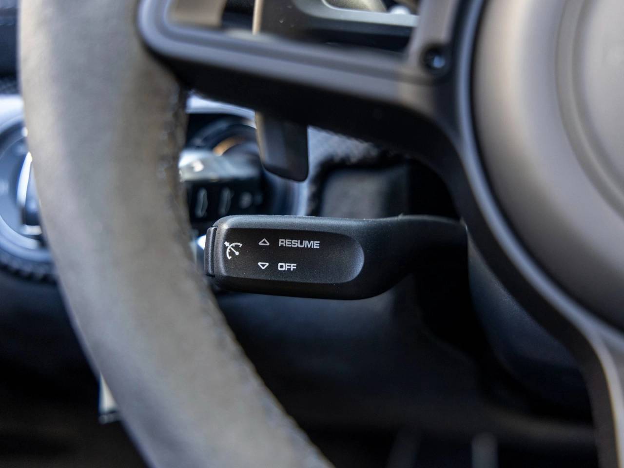 2025 Porsche 718 718 Cayman GT4 RS