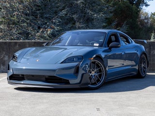 2025 Porsche Taycan Turbo