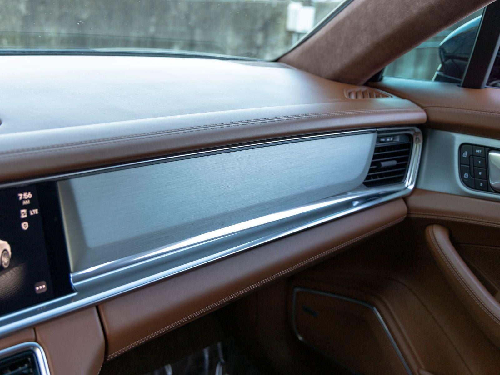 2022 Porsche Panamera GTS