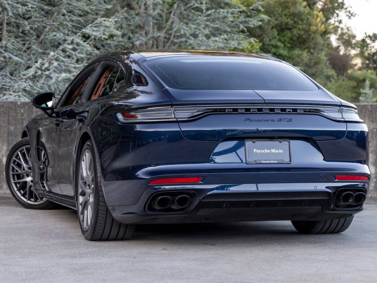 2022 Porsche Panamera GTS