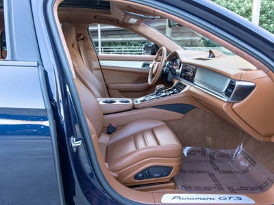 2022 Porsche Panamera GTS