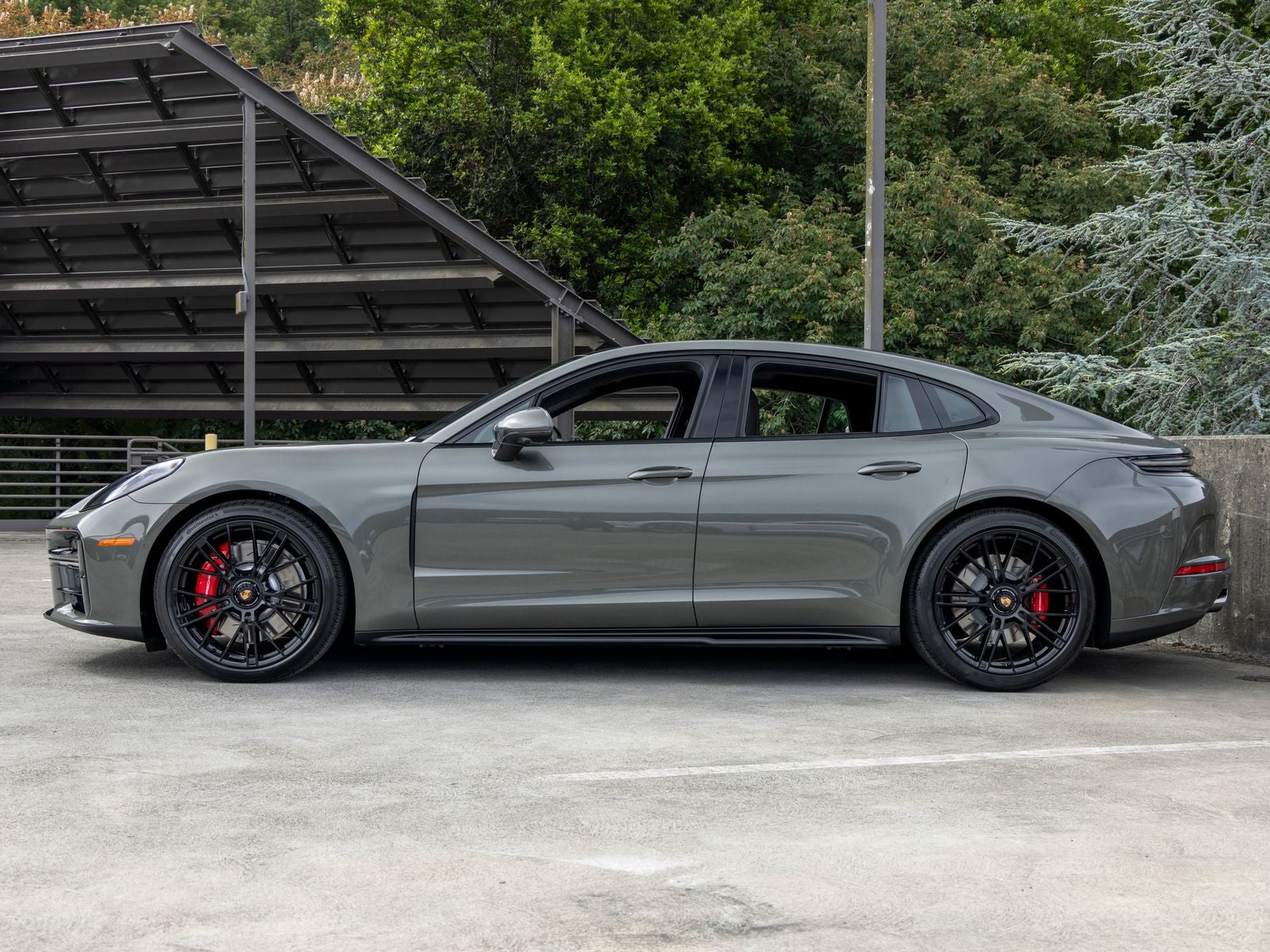 2026 Porsche Panamera GTS