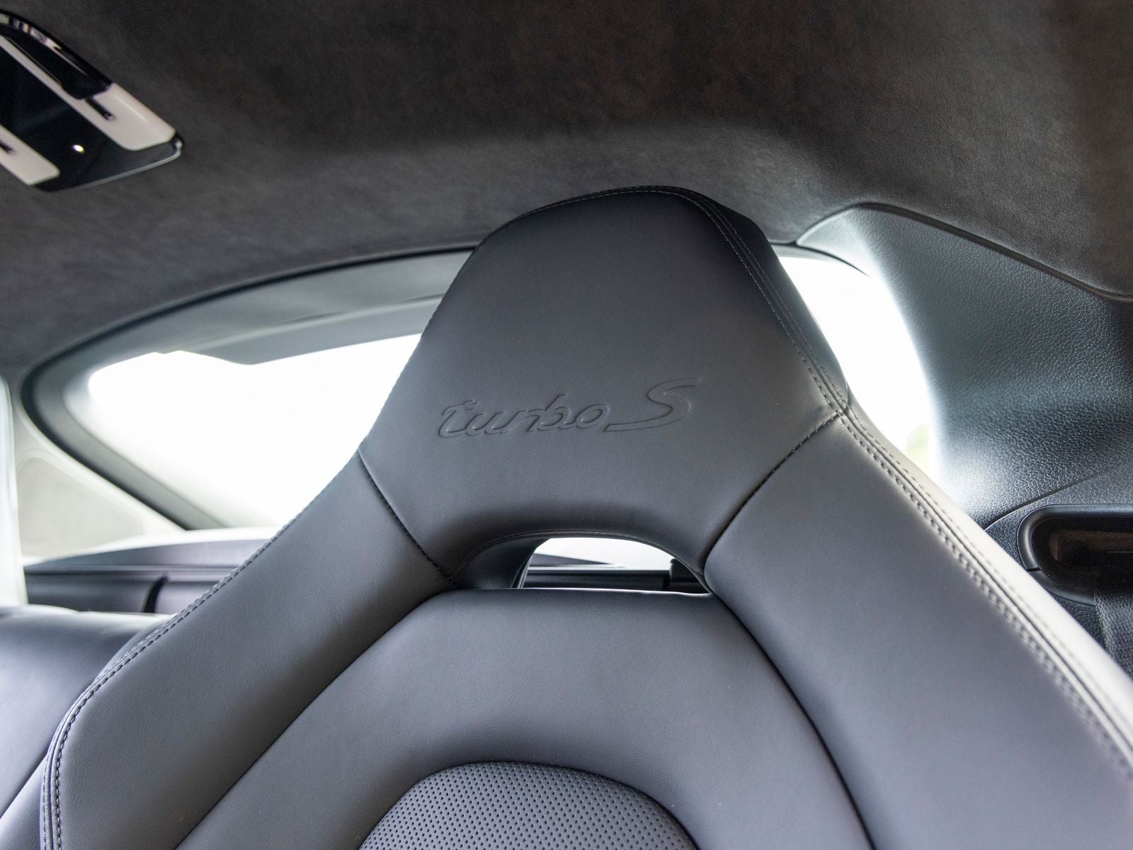 2018 Porsche Panamera Panamera Turbo S E-Hybrid