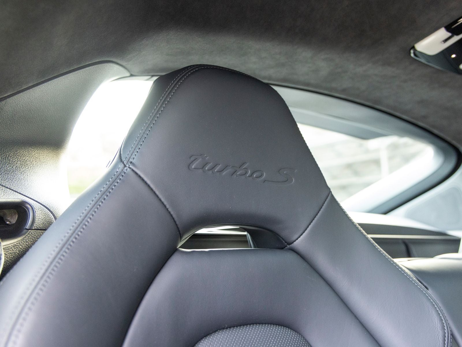 2018 Porsche Panamera Panamera Turbo S E-Hybrid