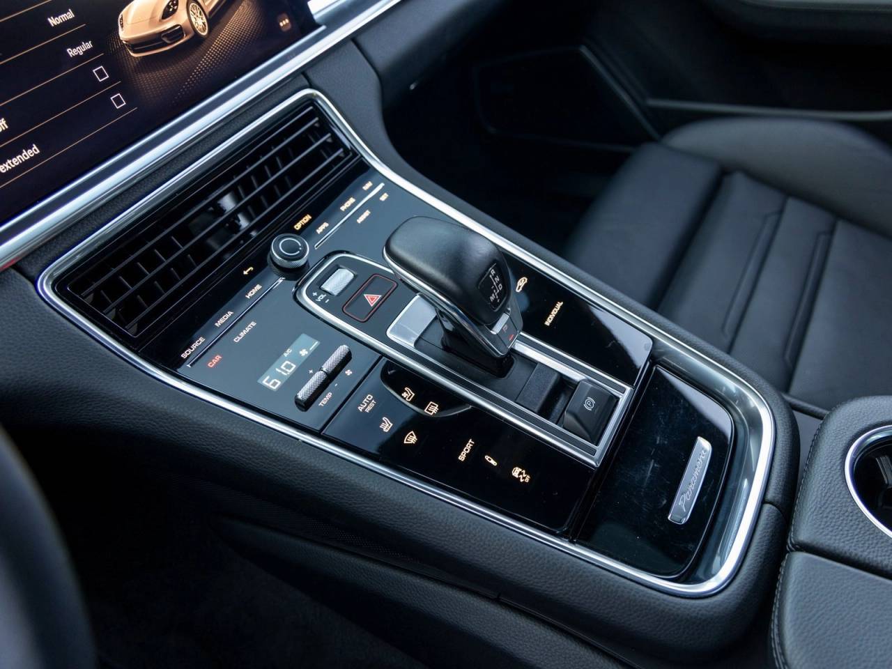 2023 Porsche Panamera Panamera Platinum Edition