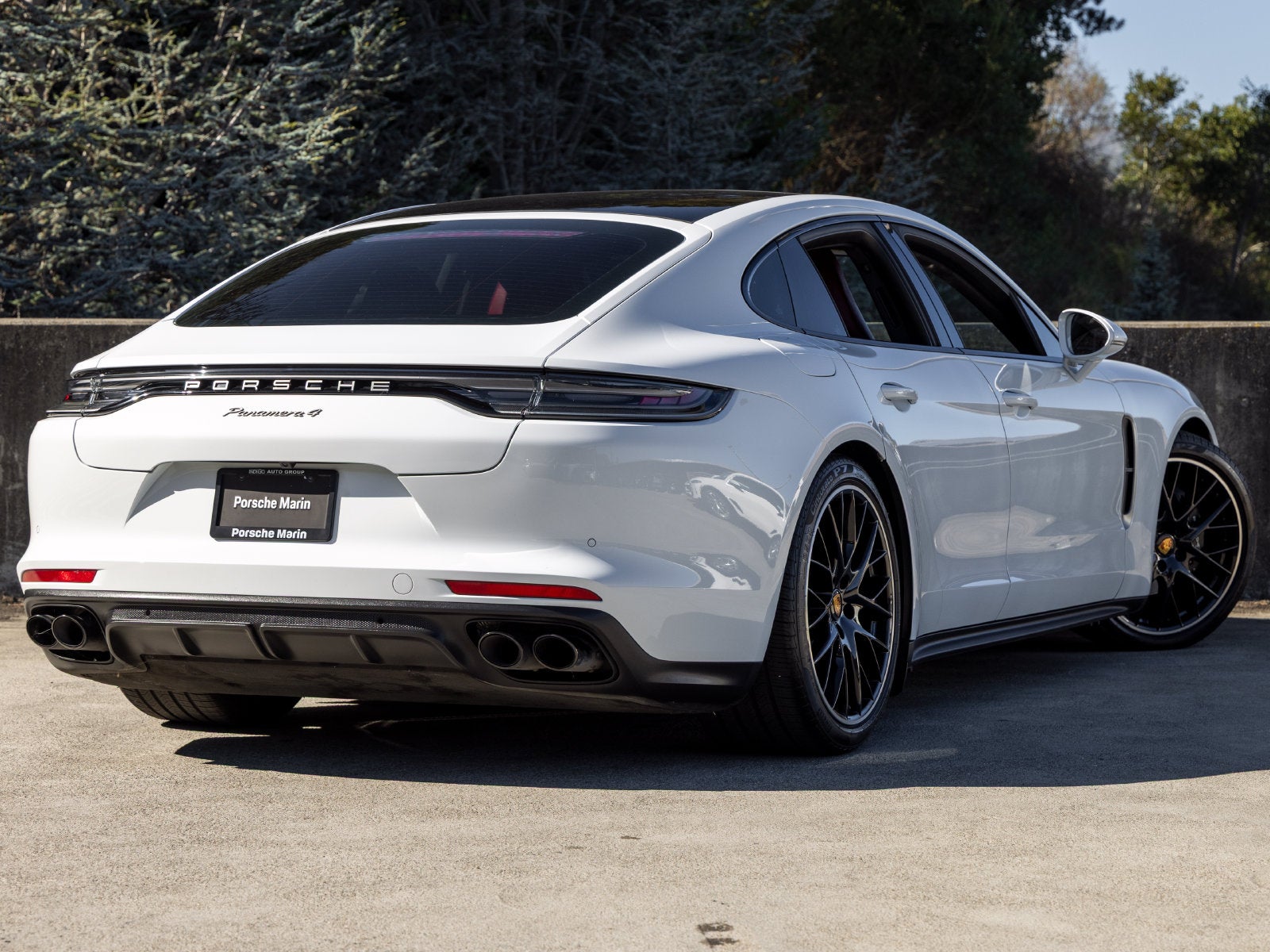 2023 Porsche Panamera Panamera 4 Platinum Edition