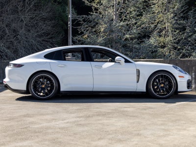 2023 Porsche Panamera Panamera 4 Platinum Edition