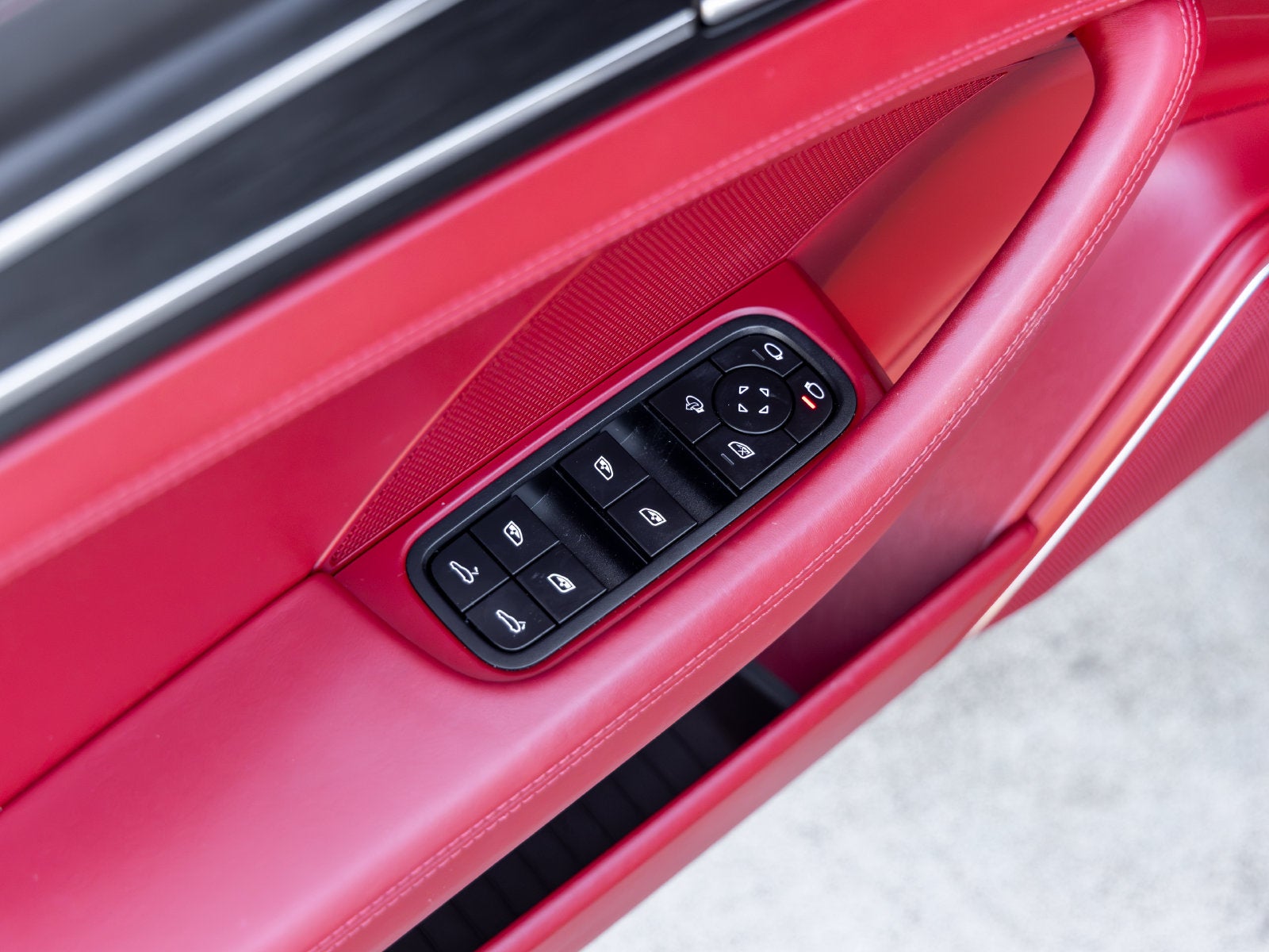 2023 Porsche Panamera Panamera 4 Platinum Edition