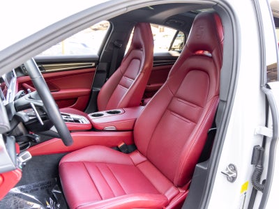 2023 Porsche Panamera Panamera 4 Platinum Edition