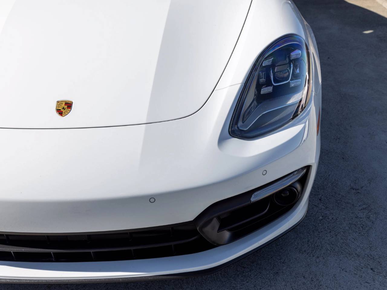 2023 Porsche Panamera Panamera 4 Platinum Edition