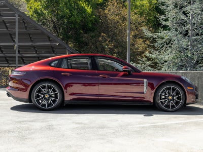 2023 Porsche Panamera Panamera Platinum Edition