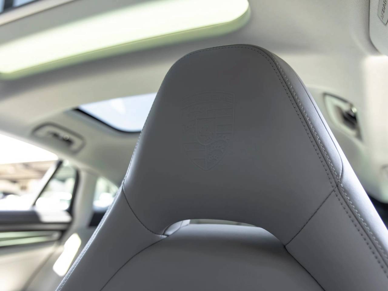 2023 Porsche Panamera Panamera Platinum Edition
