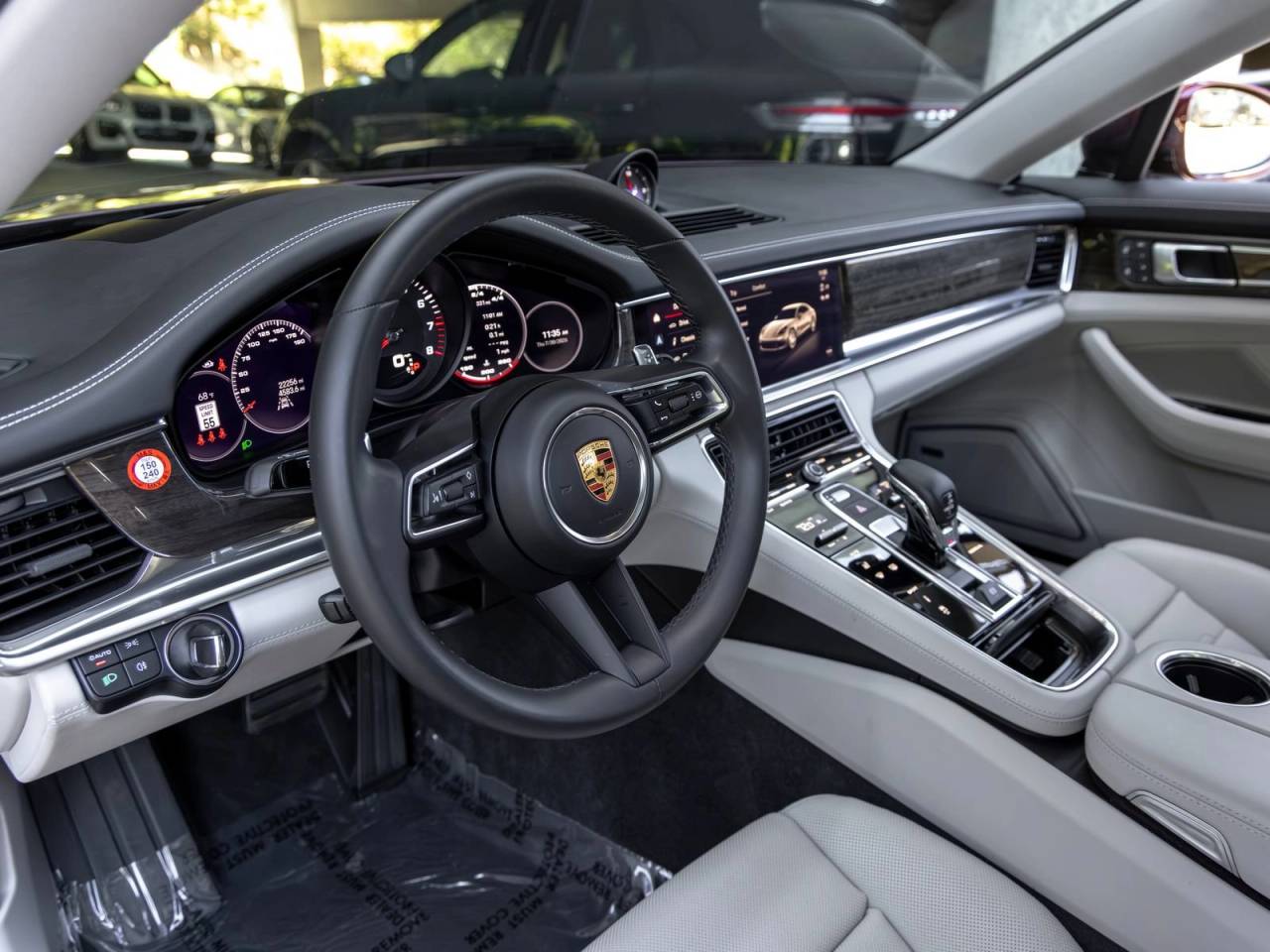 2023 Porsche Panamera Panamera Platinum Edition