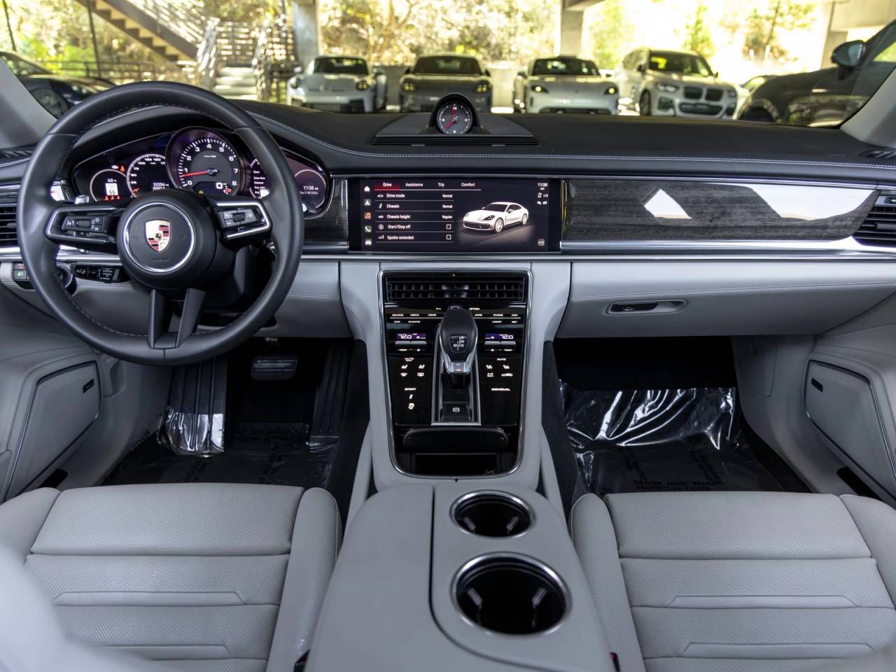 2023 Porsche Panamera Panamera Platinum Edition