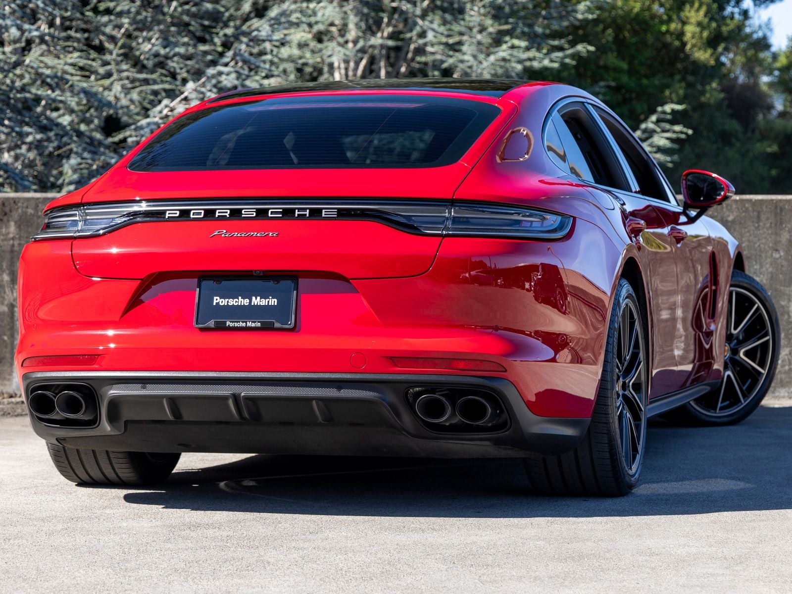 2023 Porsche Panamera Platinum Edition