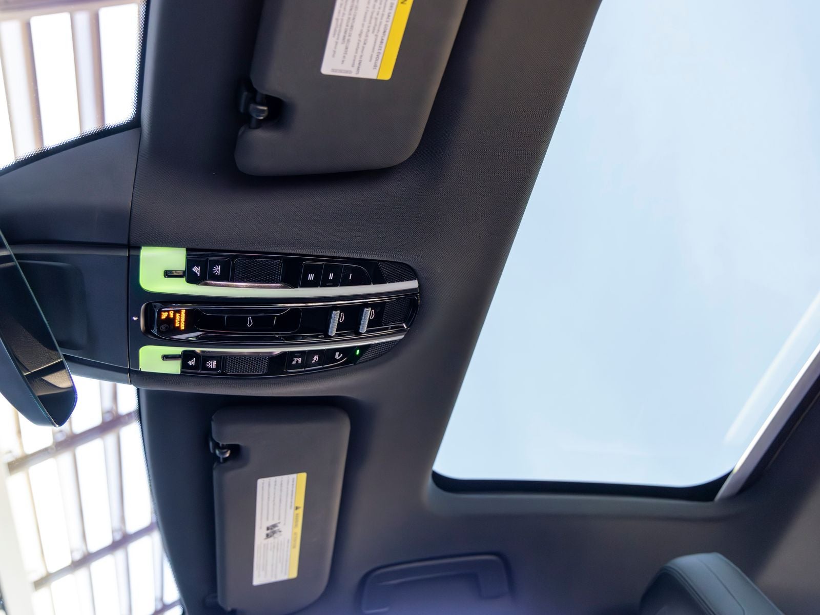 2023 Porsche Panamera Platinum Edition