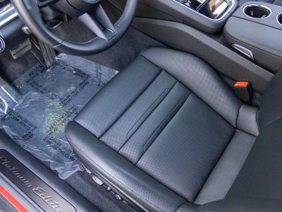 2023 Porsche Panamera Platinum Edition