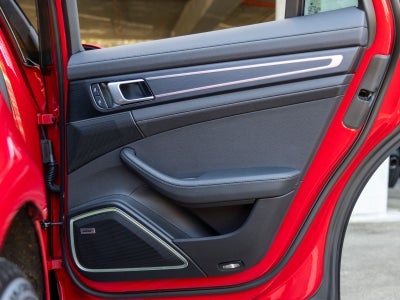 2023 Porsche Panamera Platinum Edition