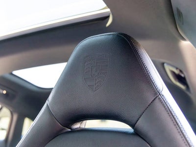 2023 Porsche Panamera Platinum Edition