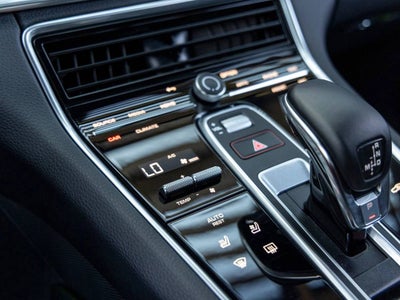 2023 Porsche Panamera Platinum Edition