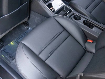 2023 Porsche Panamera Platinum Edition